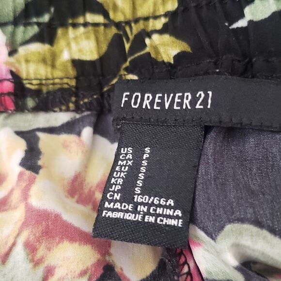 Forever 21 Hawaiian Tropical Shorts - Picture 6 of 6